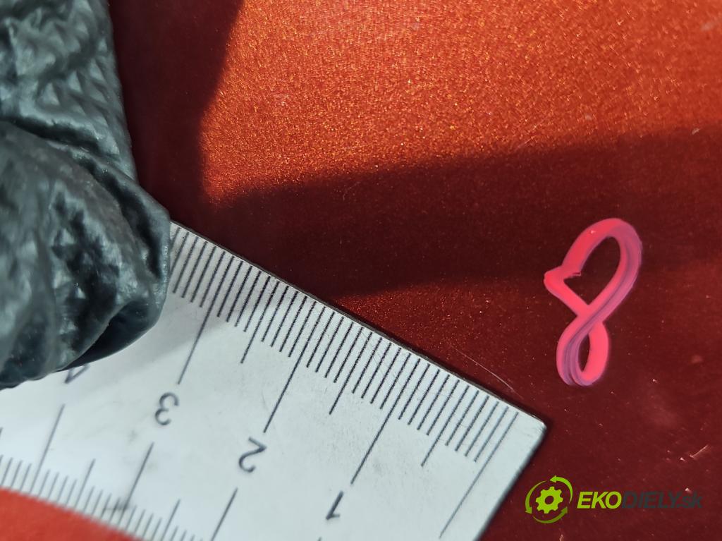 Dodge Caliber 2.0 CRD 140 hp manual 103 kW 1968 cm3 5- blatnik přední levý  (Predné ľavé)