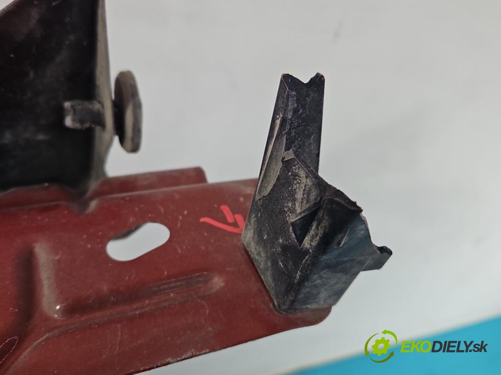 Dodge Caliber 2.0 CRD 140 hp manual 103 kW 1968 cm3 5- blatnik přední levý  (Predné ľavé)