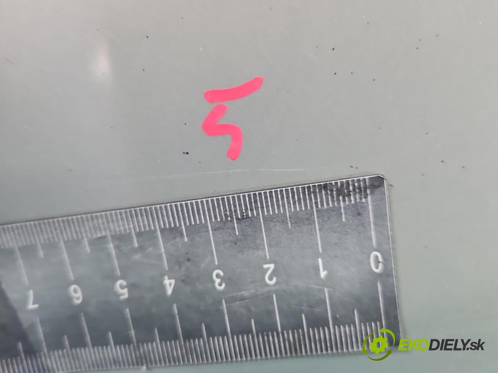 Citroen Xsara Picasso 2.0 hdi 90 hp manual 66 kW 1997 cm3 5- blatnik přední levý (Predné ľavé)