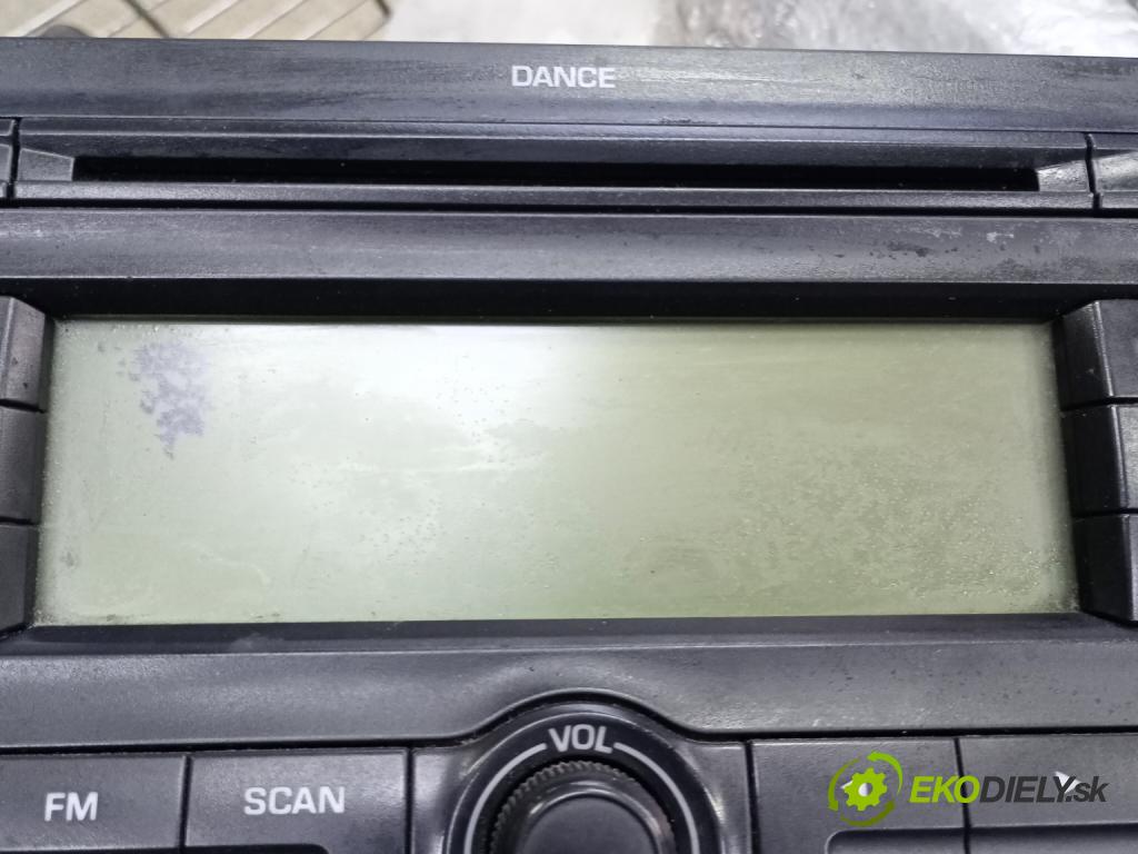 Skoda Roomster 1.9 TDI (BSW) 105 HP manual 77 kW 1896 cm3 5- Radio originál 5J0035161