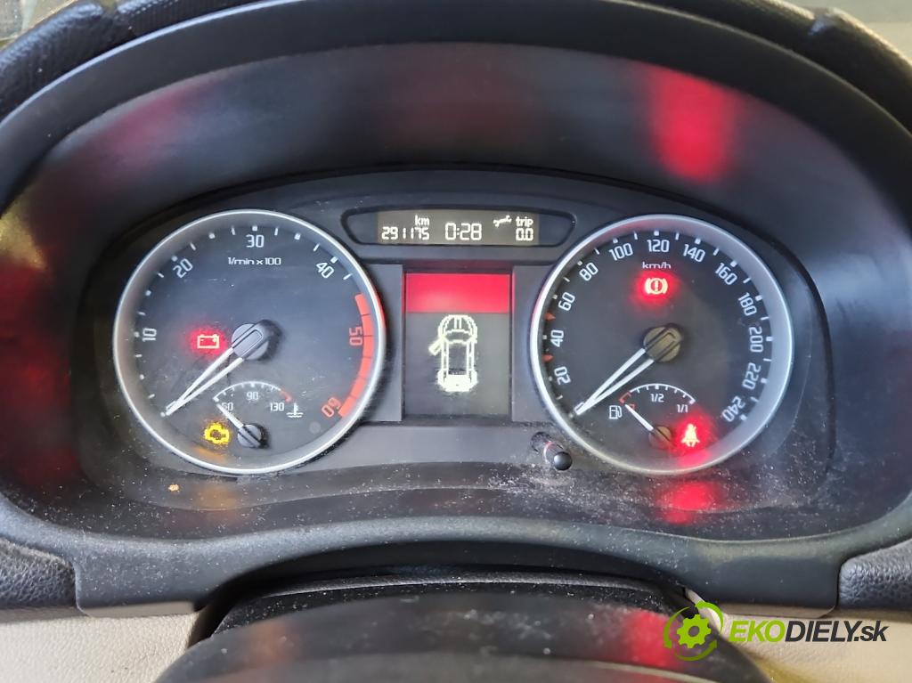 Skoda Roomster 1.9 TDI (BSW) 105 HP manual 77 kW 1896 cm3 5- prístrojovka/ budíky 5J0920840C (Prístrojové dosky, displeje)