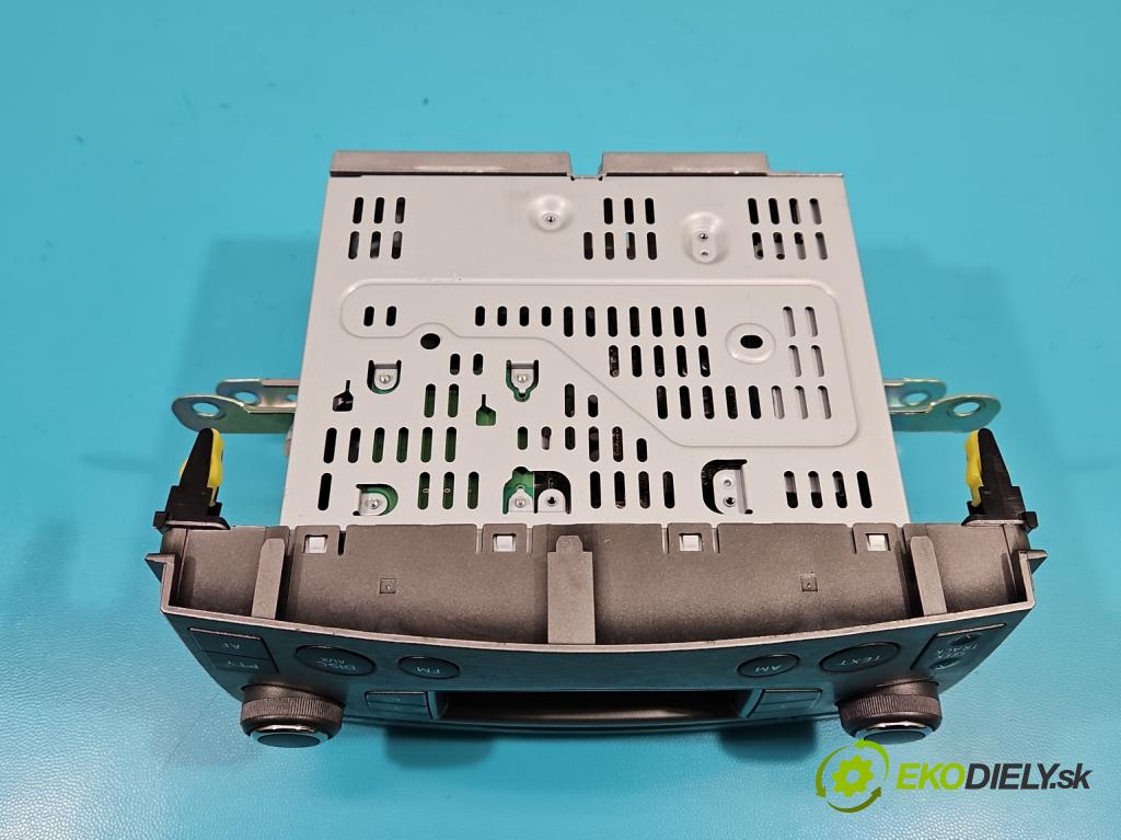 Toyota Verso 2009-2018 2.0 D4D 126 HP manual 93 kW 1998 cm3 5- Radio originál 86120-0F060