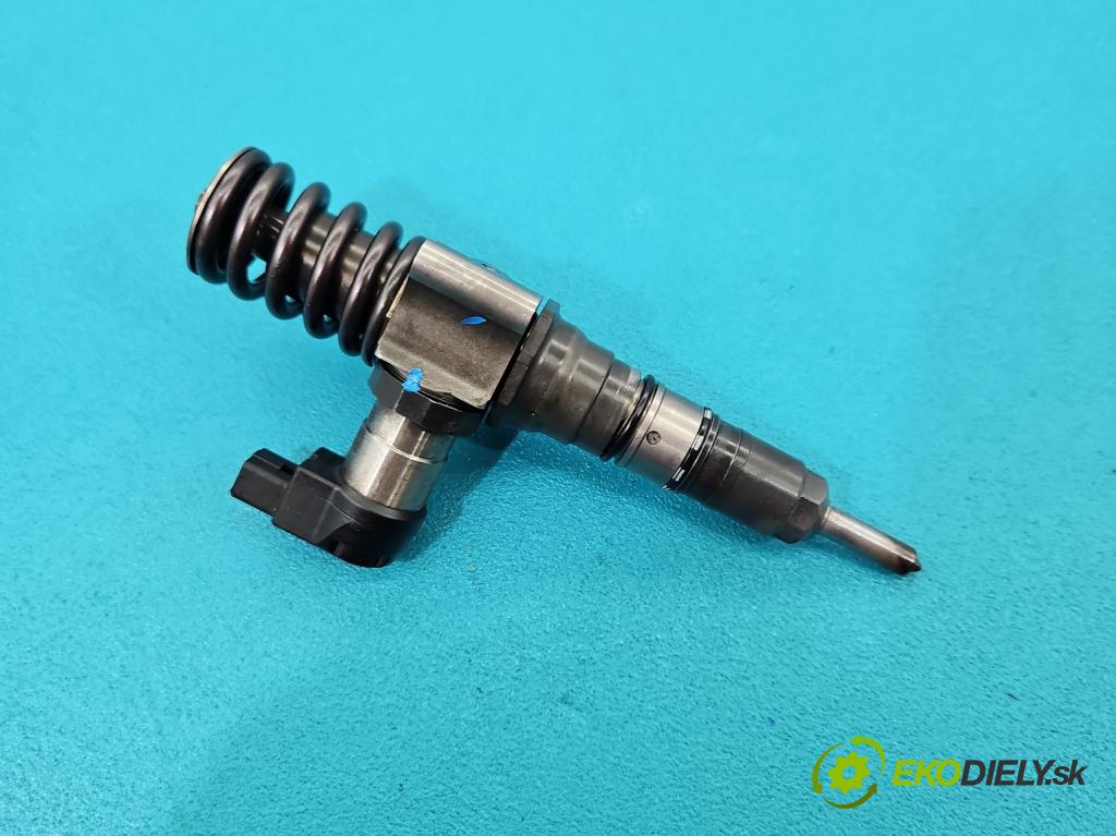 Vw Passat B6 2005-2010 2.0 tdi 140 HP manual 103 kW 1968 cm3 5- vstrekovacie čerpadlo 03G130073S (Vstrekovače)