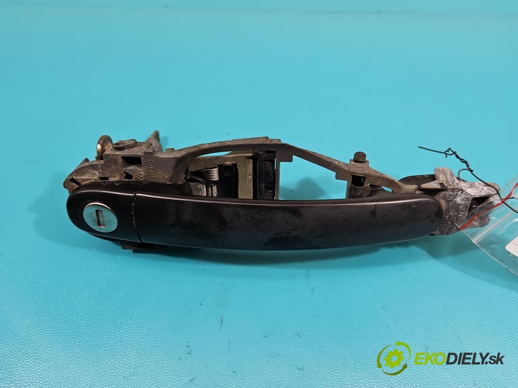 Skoda Fabia I 1999-2007 1.2 6V 54 HP manual 40 kW 1198 cm3 5- rukoväť predné ľavé mimo:  (Vonkajšie predné ľavé)