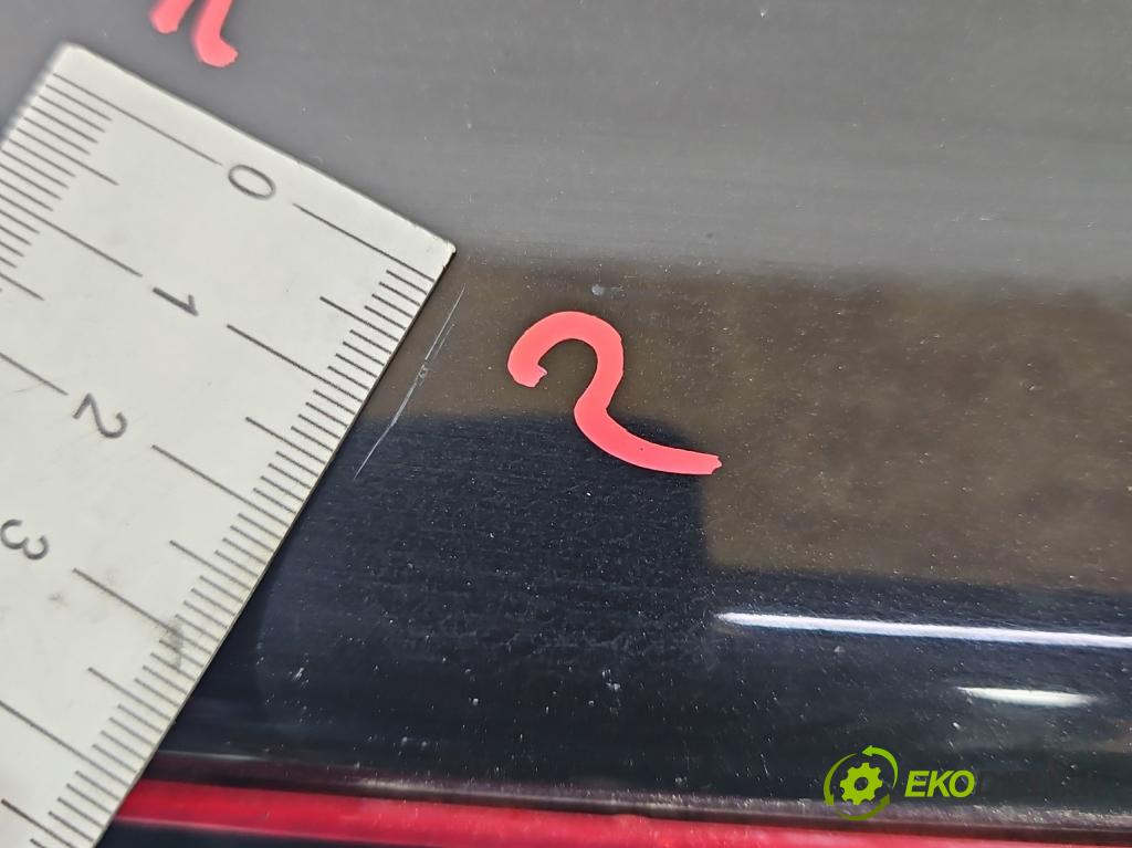 Fiat Punto Grande 1.4b: 95 hp manual 70 kW 1368 cm3 5- zadní kufrové dveře  (Zadní kapoty)