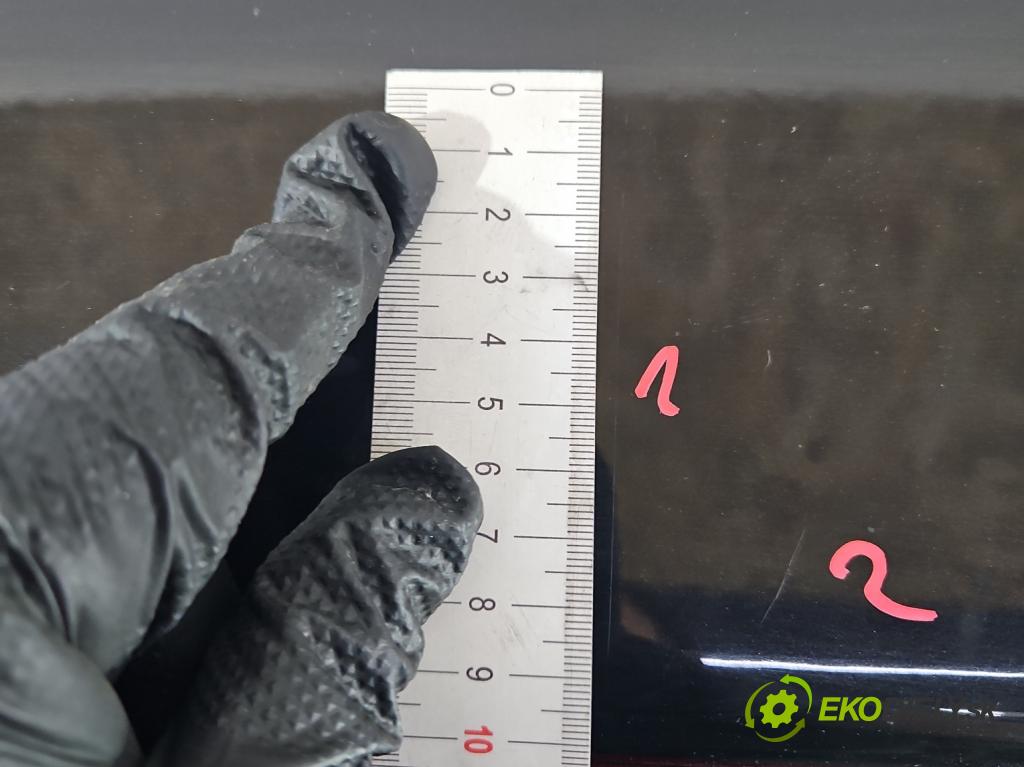 Fiat Punto Grande 1.4b: 95 hp manual 70 kW 1368 cm3 5- zadní kufrové dveře  (Zadní kapoty)