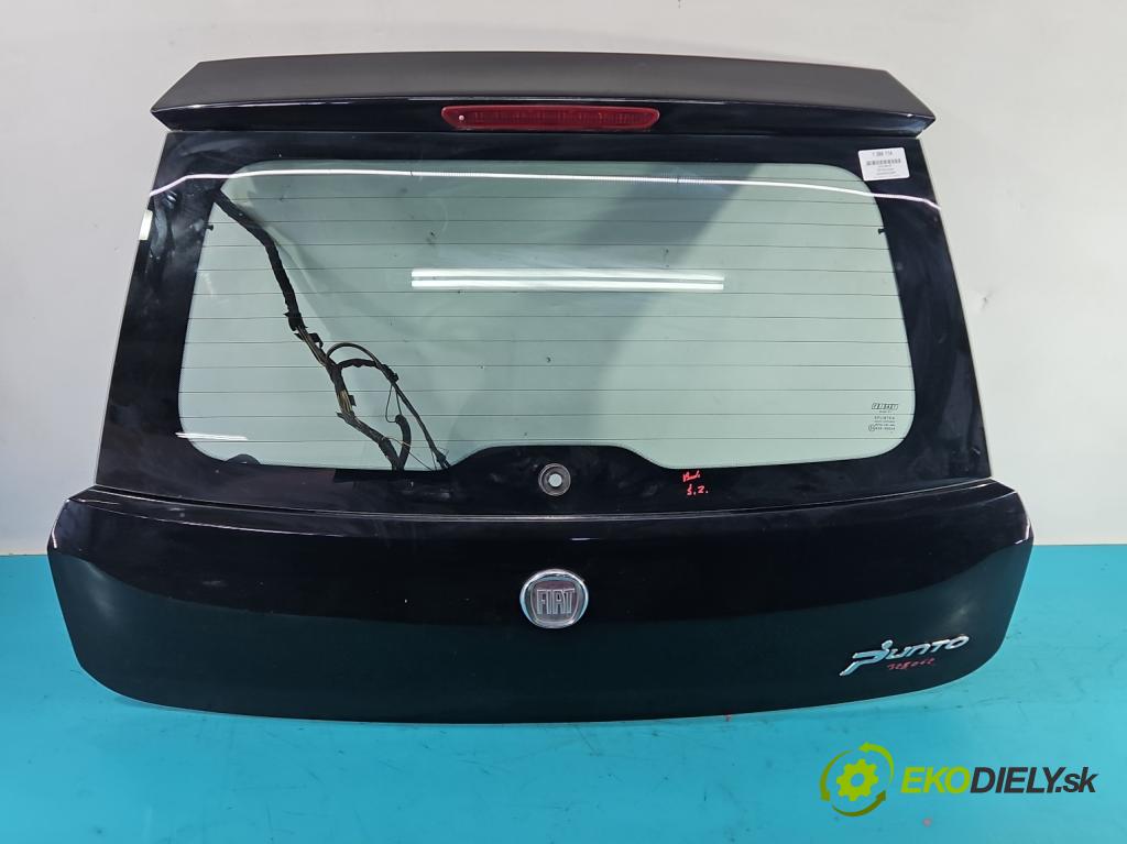 Fiat Punto Grande 1.4b: 95 hp manual 70 kW 1368 cm3 5- zadní kufrové dveře  (Zadní kapoty)
