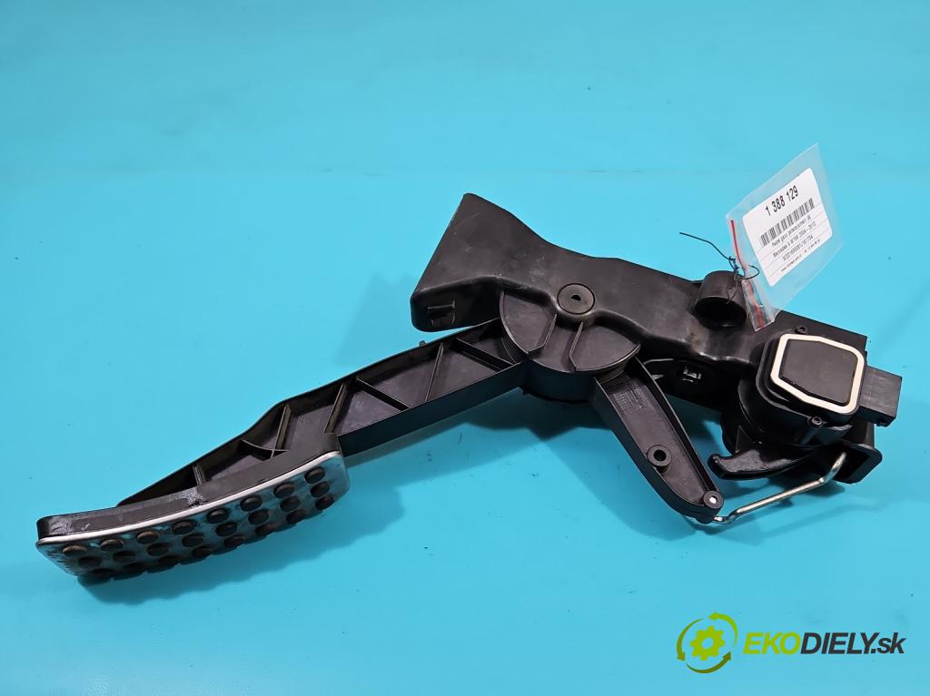 Mercedes A W169 2004-2012 2.0 cdi 140 hp automatic 103 kW 1992 cm3 5- pedal plyn: potenciometr: A1693000104