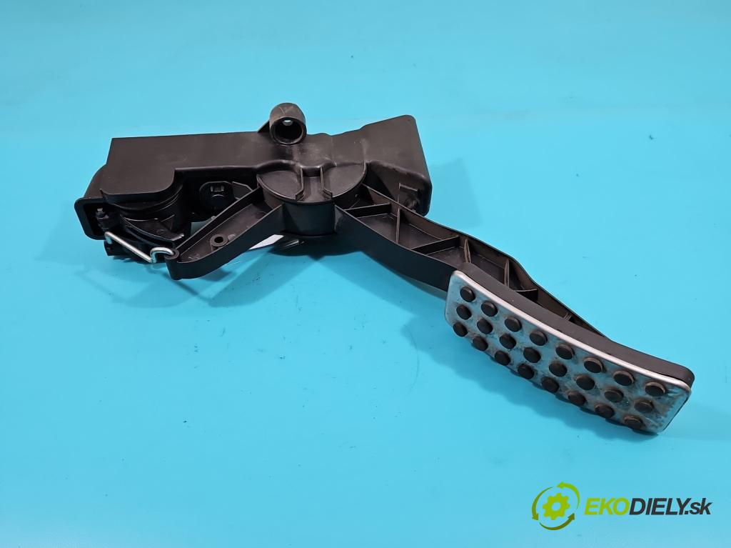 Mercedes A W169 2004-2012 2.0 cdi 140 hp automatic 103 kW 1992 cm3 5- pedal plyn: potenciometr: A1693000104