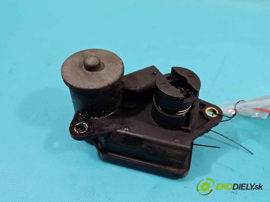 Mercedes A W169 2004-2012 2.0 cdi 140 hp automatic 103 kW 1992 cm3 5- Ovladač: klapky: kolektora: A640150039407 (Ostatní)