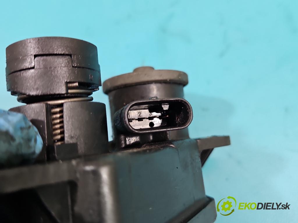 Mercedes A W169 2004-2012 2.0 cdi 140 hp automatic 103 kW 1992 cm3 5- Ovladač: klapky: kolektora: A640150039407 (Ostatní)