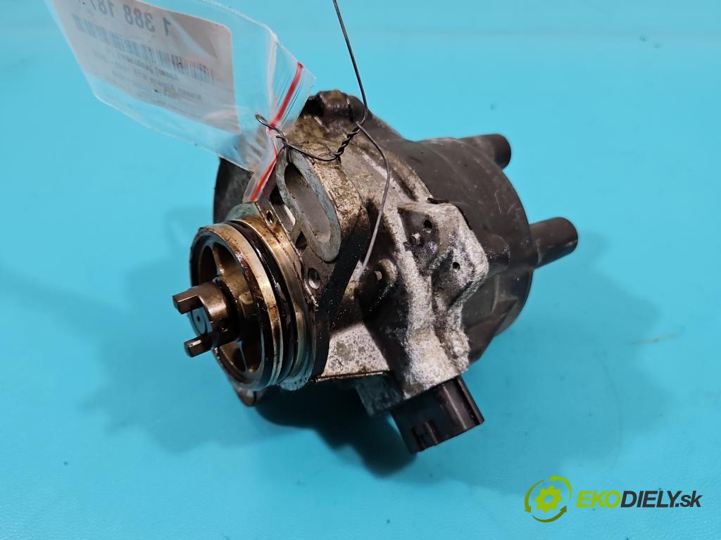 Nissan Almera N15 1995-2000 1.4 16V 75 HP manual 55 kW 1392 cm3 4- rozdeľovač  (Rozdeľovače)