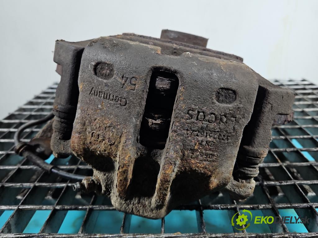 Audi 80 B4 1991-1994 1.9 tdi 90 HP manual 66 kW 1896 cm3 4- brzdič predné pravý (Ostatné)