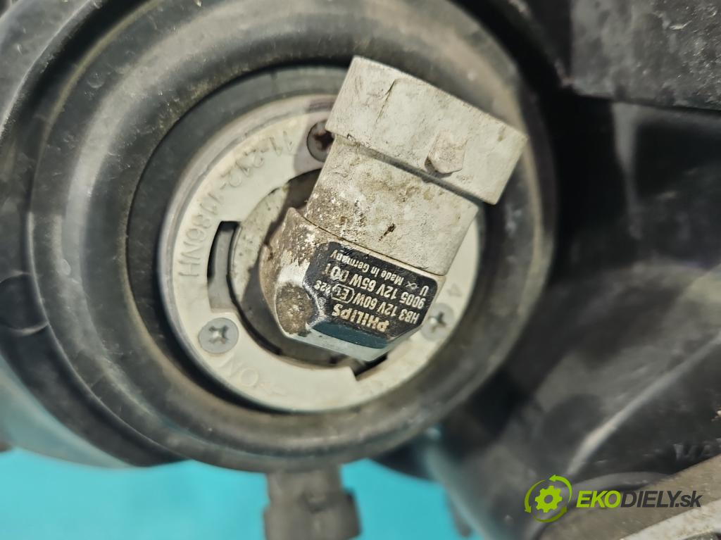 Opel Astra II 1998-2009 1.7 dti 75 HP manual 55 kW 1686 cm3 5- Reflektor: pravý  (Pravé)