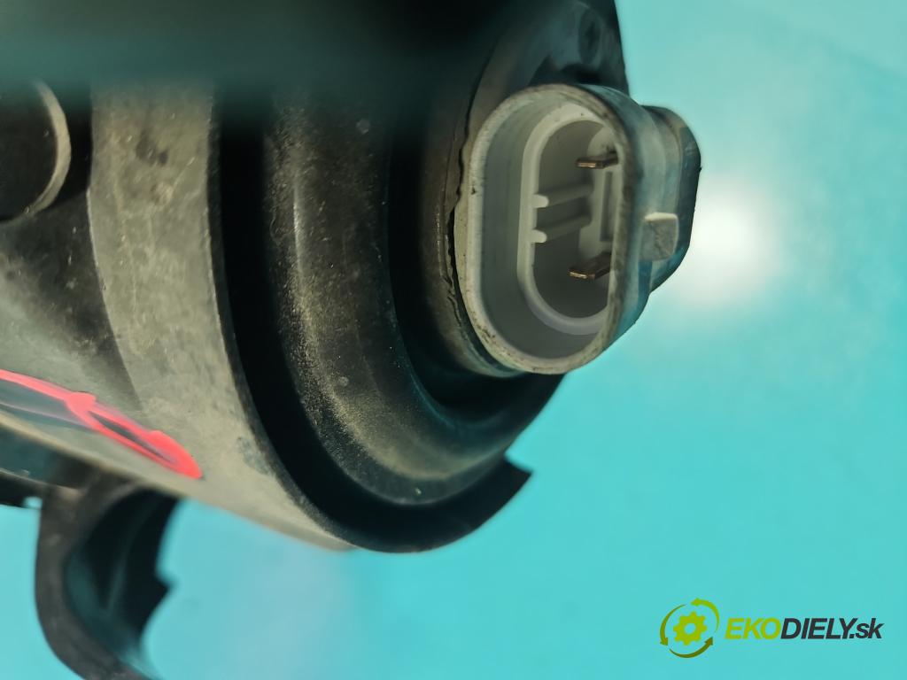 Opel Astra II 1998-2009 1.7 dti 75 HP manual 55 kW 1686 cm3 5- Reflektor: pravý  (Pravé)