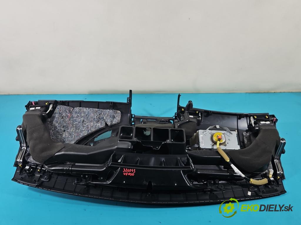 Toyota Verso 2009-2018 2.0 D4D 126 HP manual 93 kW 1998 cm3 5- kokpit,pristrojová doska rozdeľovacia