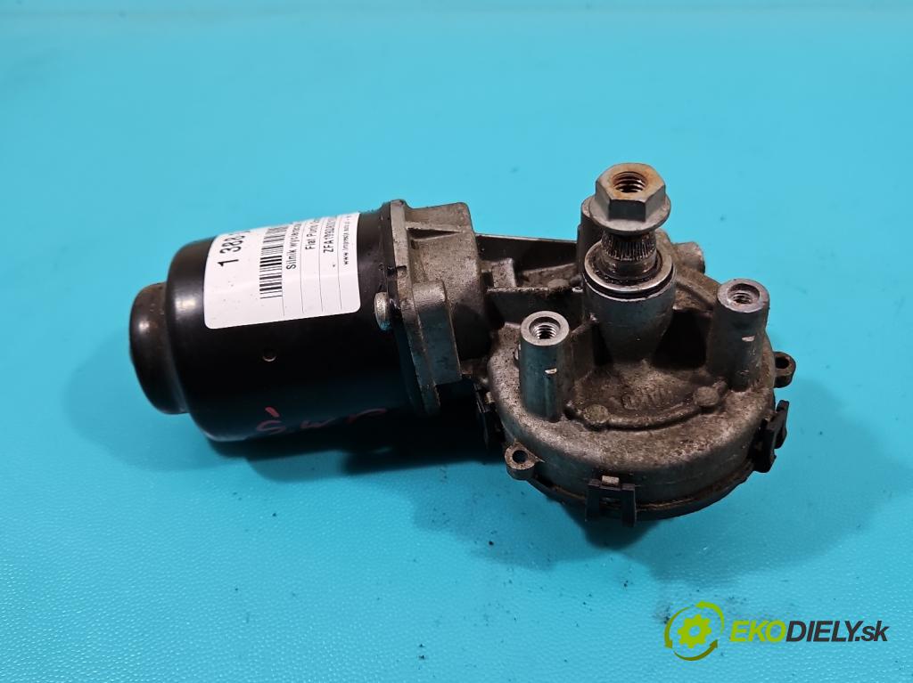 Fiat Punto Grande 1.4b: 95 HP manual 70 kW 1368 cm3 5- motor stieračov predné