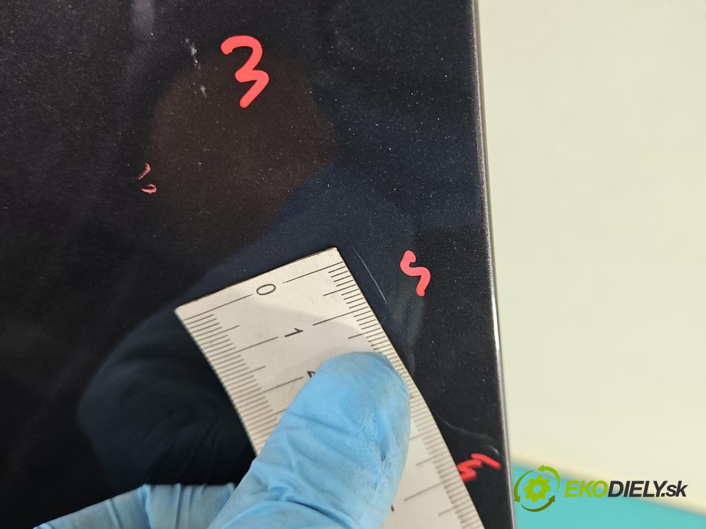 Kia Sportage III 2010-2015 1.7 crdi 116 hp manual 85 kW 1685 cm3 5- blatnik přední levý  (Predné ľavé)