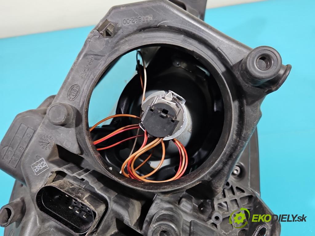 Skoda Roomster 1.9 TDI (BSW) 105 HP manual 77 kW 1896 cm3 5- Reflektor: pravý  (Pravé)