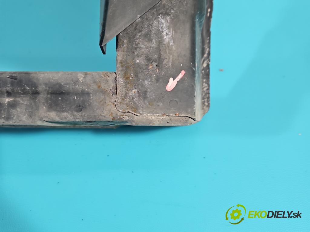 Skoda Roomster 1.9 TDI (BSW) 105 hp manual 77 kW 1896 cm3 5- stěna přední  (Výztuhy přední)