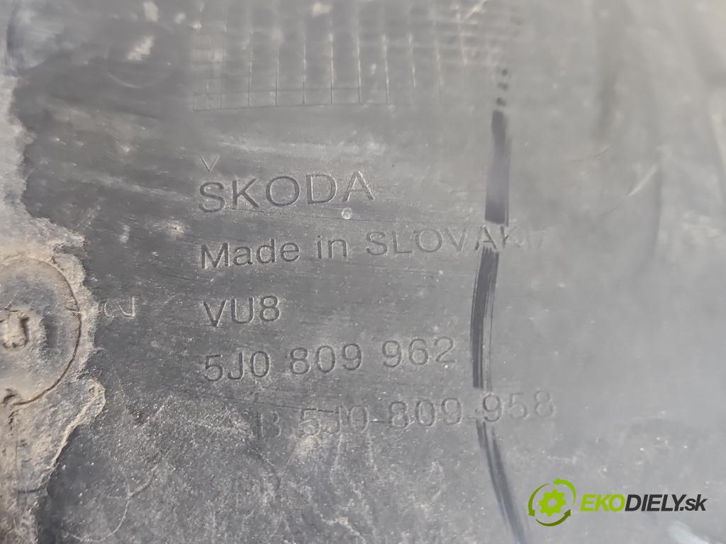 Skoda Roomster 1.9 TDI (BSW) 105 hp manual 77 kW 1896 cm3 5- blatník: přední pravé 5J0809962