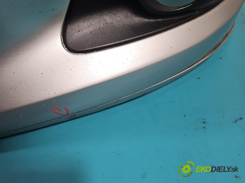 Toyota Verso 2009-2018 2.0 D4D 126 hp manual 93 kW 1998 cm3 5- nárazník přední  (Ostatné)