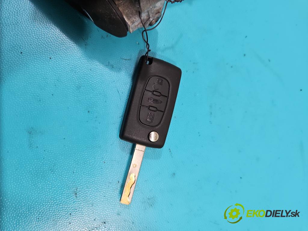 Peugeot Partner II 2008-2018 1.6 hdi 90 HP manual 66 kW 1560 cm3 5- rukoväť predné ľavé mimo:  (Vonkajšie predné ľavé)