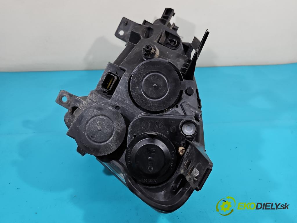 Peugeot Partner II 2008-2018 1.6 hdi 90 HP manual 66 kW 1560 cm3 5- Reflektor: pravý 89318005 (Pravé)