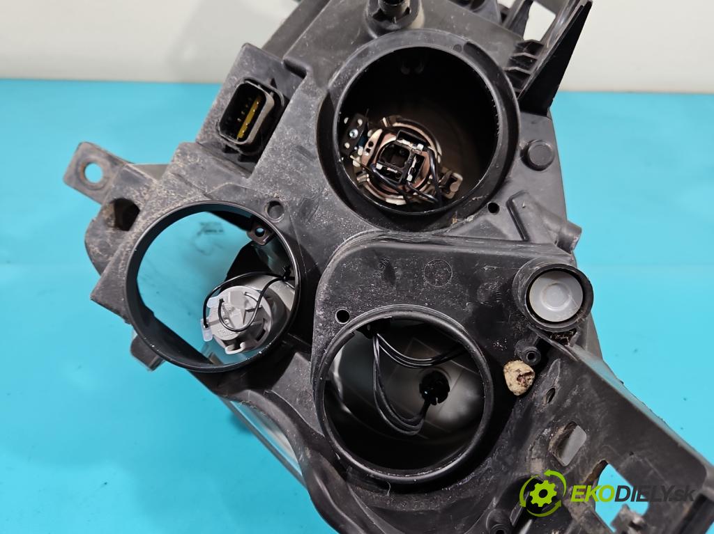 Peugeot Partner II 2008-2018 1.6 hdi 90 HP manual 66 kW 1560 cm3 5- Reflektor: pravý 89318005 (Pravé)