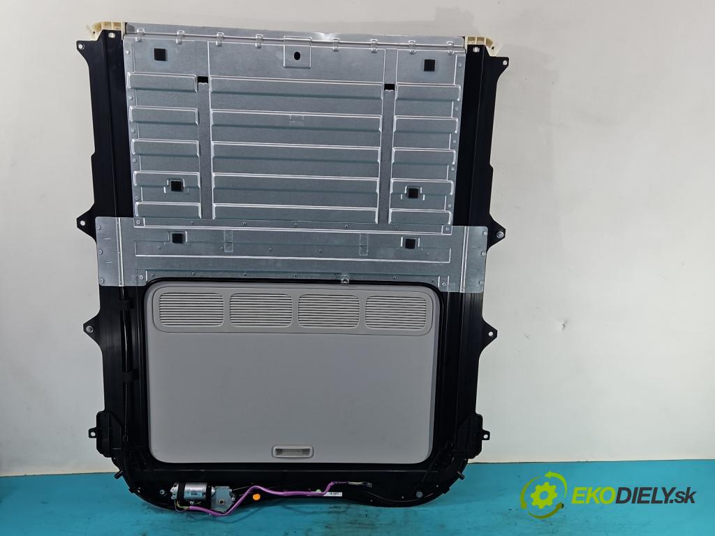 Mercedes S W221 2005-2013 5.5 V8 387KM automatic 285 kW 5462 cm3 4- Střešní okno: A2217800029 (Okna karoserie)