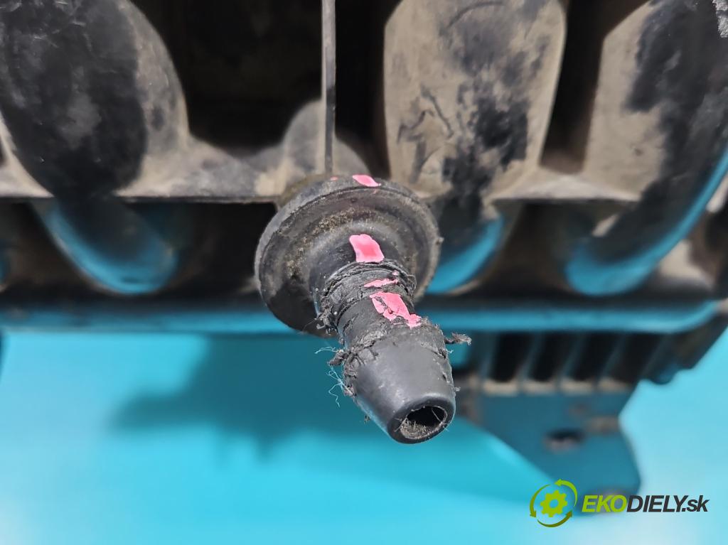 Fiat Punto Grande 1.4b: 95 HP manual 70 kW 1368 cm3 5- zvod nasávací F01C460002 (Sacie potrubia)