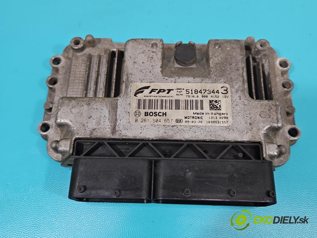 Fiat Punto Grande 1.4b: 95 hp manual 70 kW 1368 cm3 5- řídící jednotka motoru 518473443
