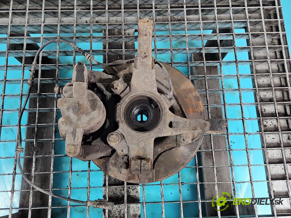 Fiat Punto Grande 1.4b: 95 HP manual 70 kW 1368 cm3 5- náboj pravé  (Náboje)