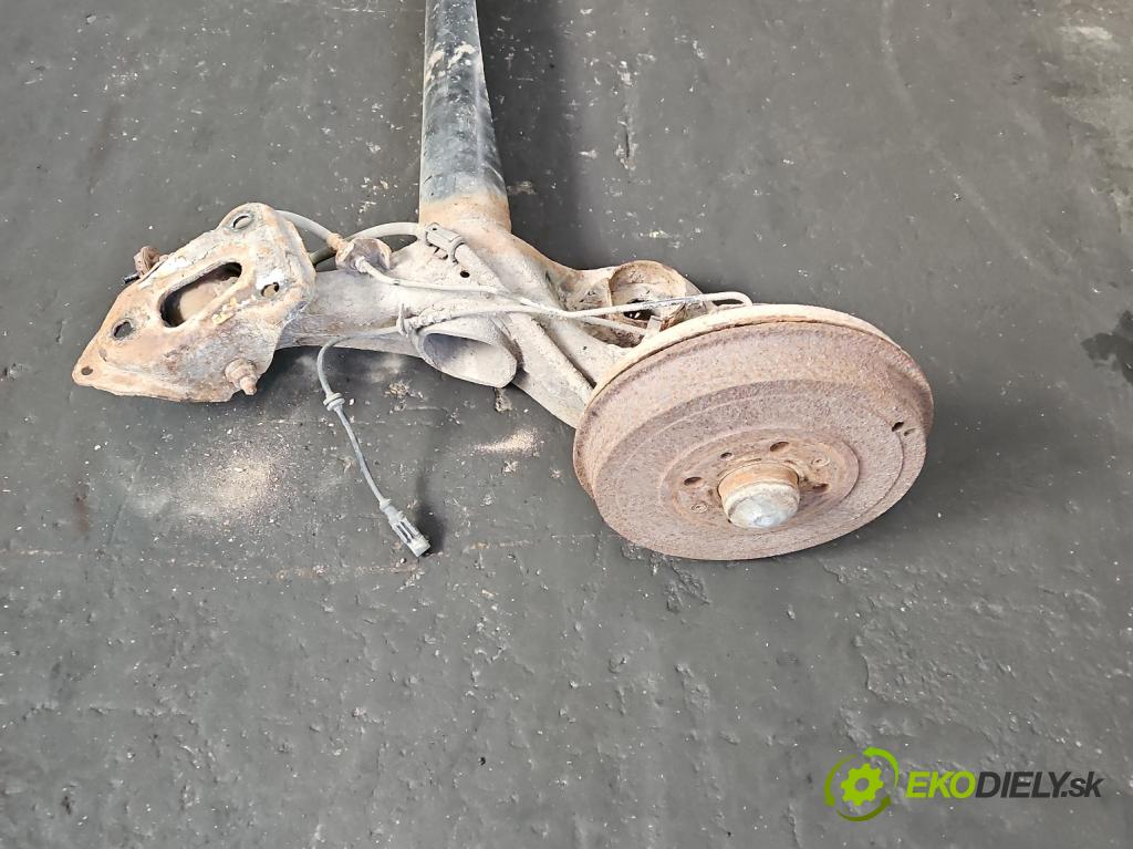 Fiat Punto Grande 1.4b: 95 hp manual 70 kW 1368 cm3 5- zadní výztuha (Výztuhy zadní)