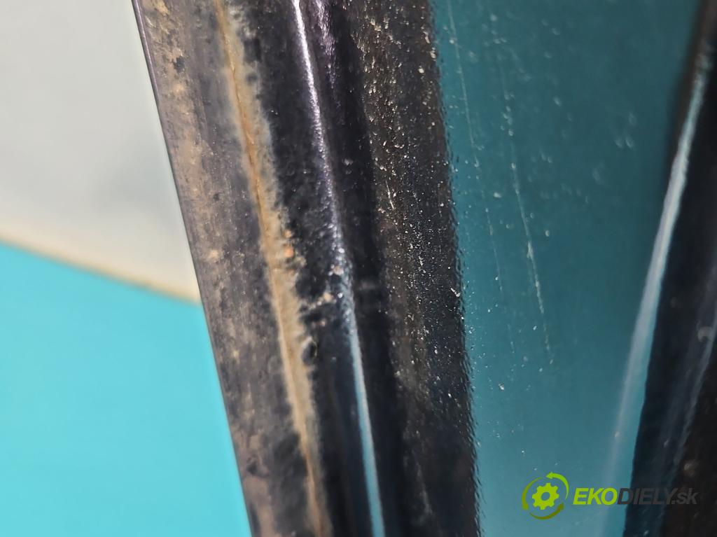 Peugeot 207 1.4 16V 88 hp manual 65 kW 1360 cm3 5- zadní kufrové dveře  (Zadní kapoty)