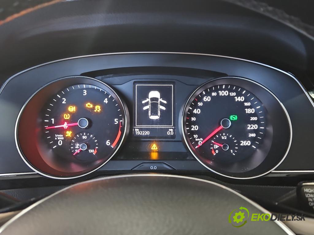 Vw Passat B8 2014 - 2.0 tdi 150 HP automatic 110 kW 1968 cm3 5- prístrojovka/ budíky 3G0920741 (Prístrojové dosky, displeje)