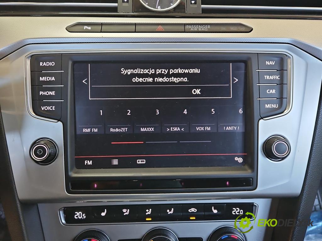 Vw Passat B8 2014 - 2.0 tdi 150 HP automatic 110 kW 1968 cm3 5- Radio originál 5G0919606