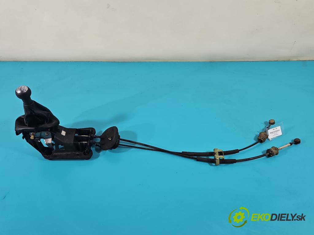 Peugeot 207 1.4 16V 88 HP manual 65 kW 1360 cm3 5- Páka: Změny: stupeň,rýchlosť 9654072080 (Rýchlostné páky / kulisy)