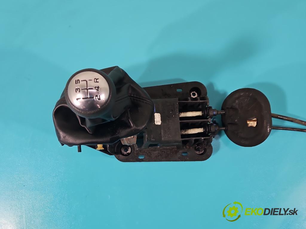 Peugeot 207 1.4 16V 88 HP manual 65 kW 1360 cm3 5- Páka: Změny: stupeň,rýchlosť 9654072080 (Rýchlostné páky / kulisy)