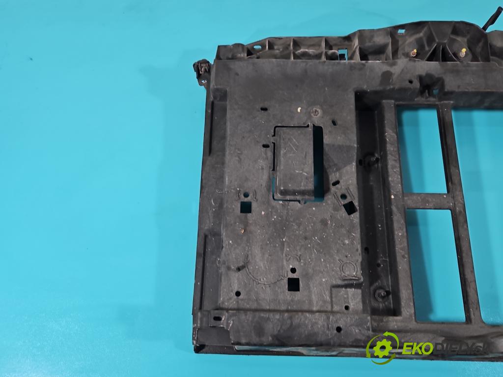 Peugeot 207 1.4 16V 88 hp manual 65 kW 1360 cm3 5- stěna přední  (Výztuhy přední)