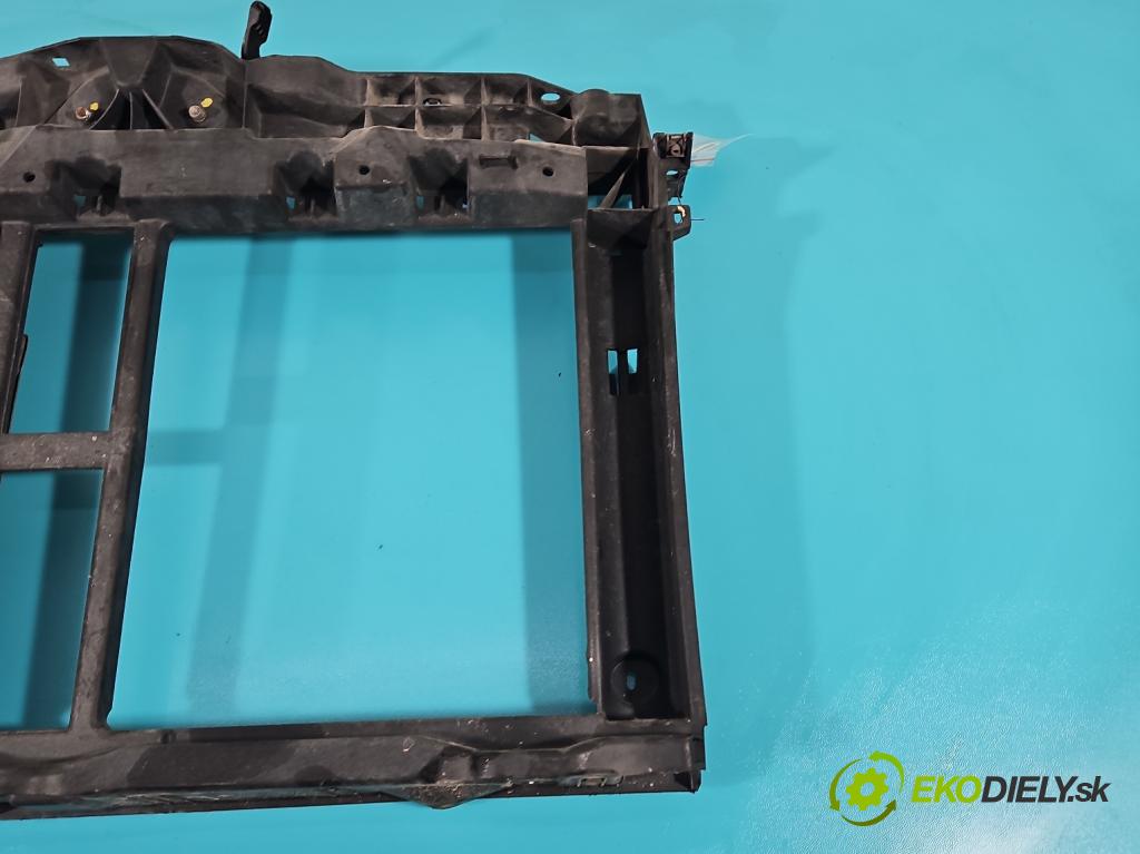 Peugeot 207 1.4 16V 88 hp manual 65 kW 1360 cm3 5- stěna přední  (Výztuhy přední)