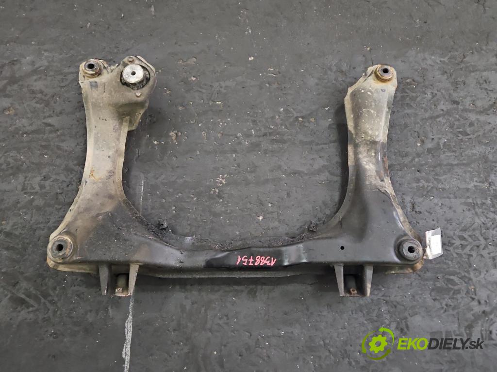Audi 80 B4 1991-1994 1.9 tdi 90 HP manual 66 kW 1896 cm3 5- výstuha motora 