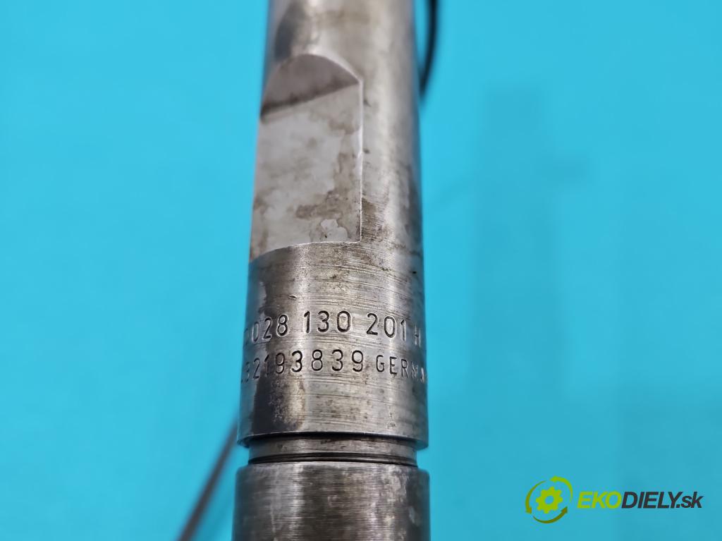 Audi 80 B4 1991-1994 1.9 tdi 90 HP manual 66 kW 1896 cm3 5- vstrek 028130201H (Vstrekovače)
