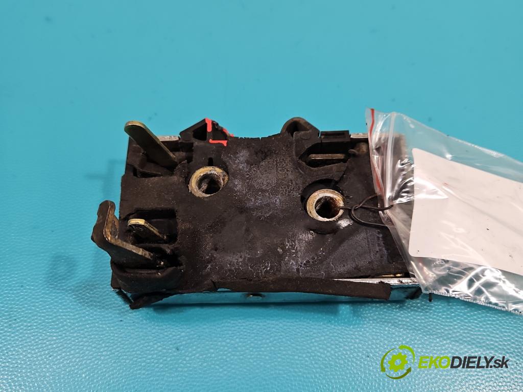 Audi 80 B4 1991-1994 1.9 tdi 90 hp manual 66 kW 1896 cm3 5- zámek zadní pravý 8A0839016A