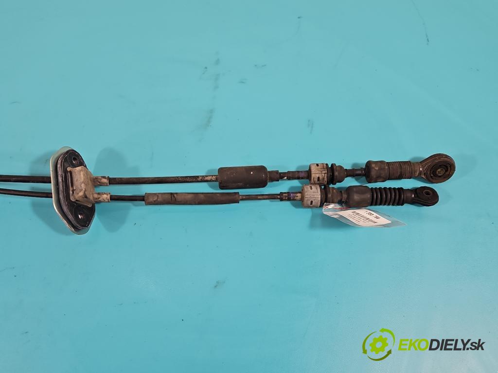 Kia Sportage III 2010-2015 1.7 crdi 116 HP manual 85 kW 1685 cm3 5- Páka: Změny: stupeň,rýchlosť  (Rýchlostné páky / kulisy)