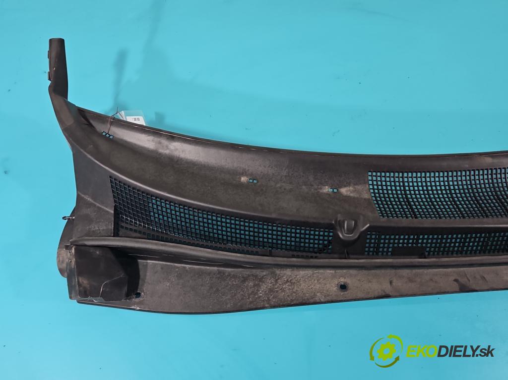 Kia Sportage III 2010-2015 1.7 crdi 116 HP manual 85 kW 1685 cm3 5- torpédo  (Torpéda)