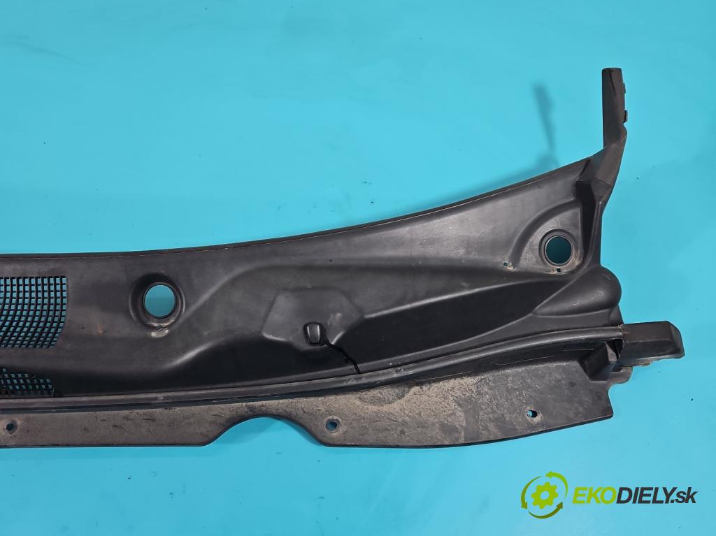 Kia Sportage III 2010-2015 1.7 crdi 116 HP manual 85 kW 1685 cm3 5- torpédo  (Torpéda)