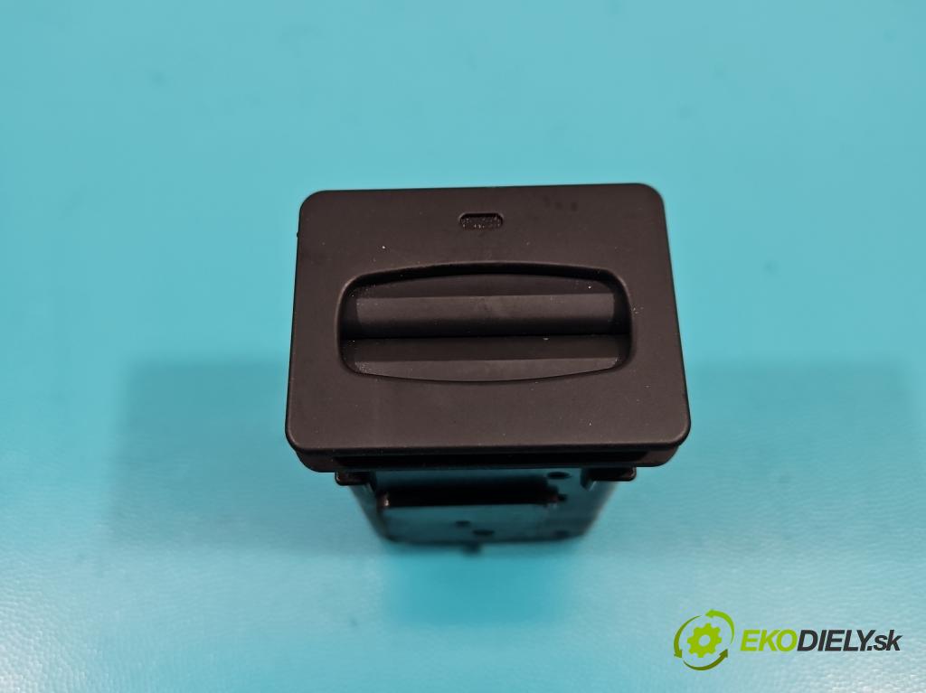 Kia Sportage III 2010-2015 1.7 crdi 116 HP manual 85 kW 1685 cm3 5- Spínačka 95490-3W000 (Spínacie skrinky a kľúče)