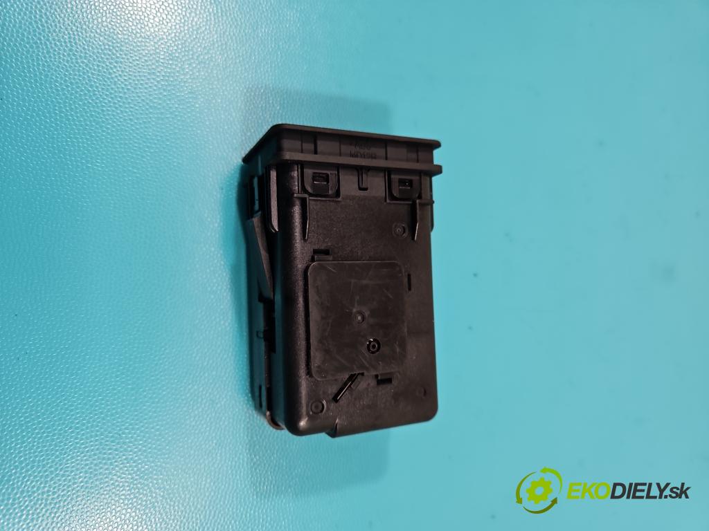 Kia Sportage III 2010-2015 1.7 crdi 116 HP manual 85 kW 1685 cm3 5- Spínačka 95490-3W000 (Spínacie skrinky a kľúče)