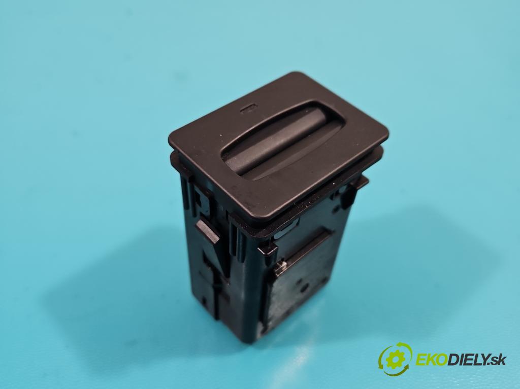 Kia Sportage III 2010-2015 1.7 crdi 116 HP manual 85 kW 1685 cm3 5- Spínačka 95490-3W000 (Spínacie skrinky a kľúče)